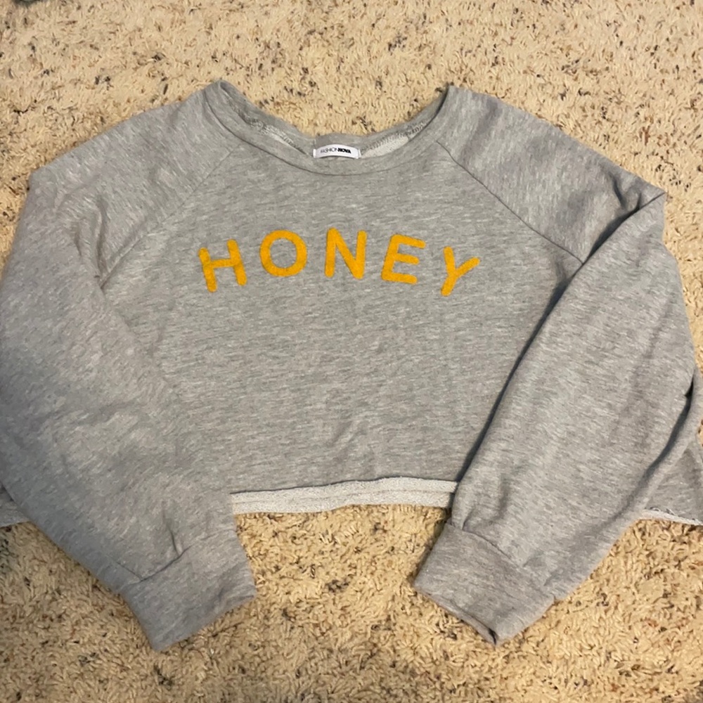Crop top sweater